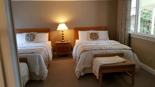 Starlight Lodge Cape Cod image 4